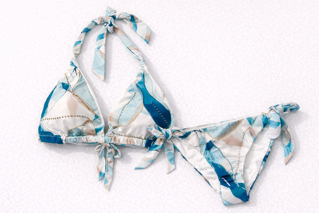 Bikini Hose mit seitlicher Bindung